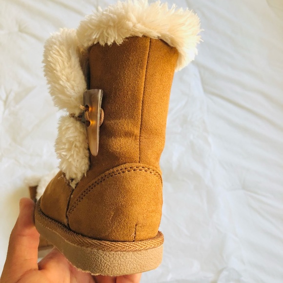 Winter fur boots - Picture 8 of 14